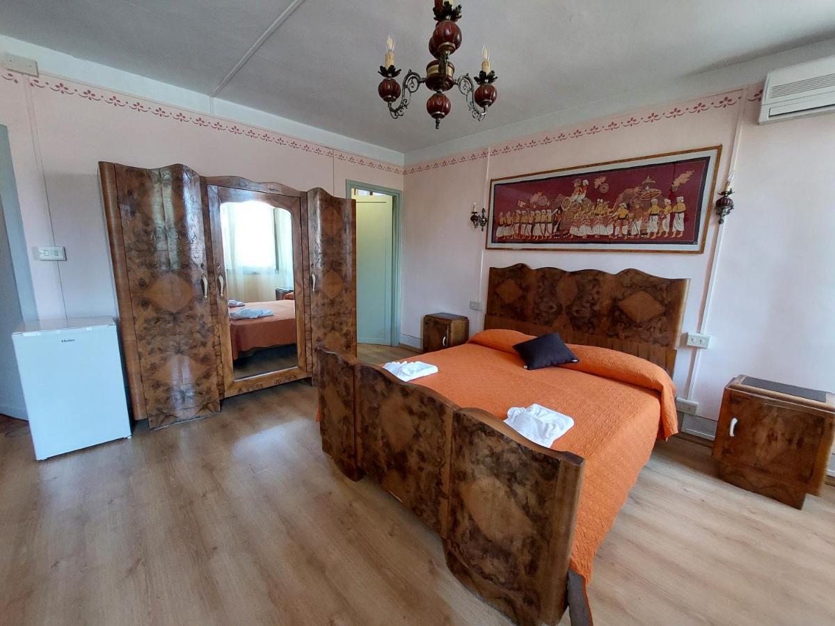 Bordeghina B&B In Farmhouse Pontecchio Polesine Bagian luar foto