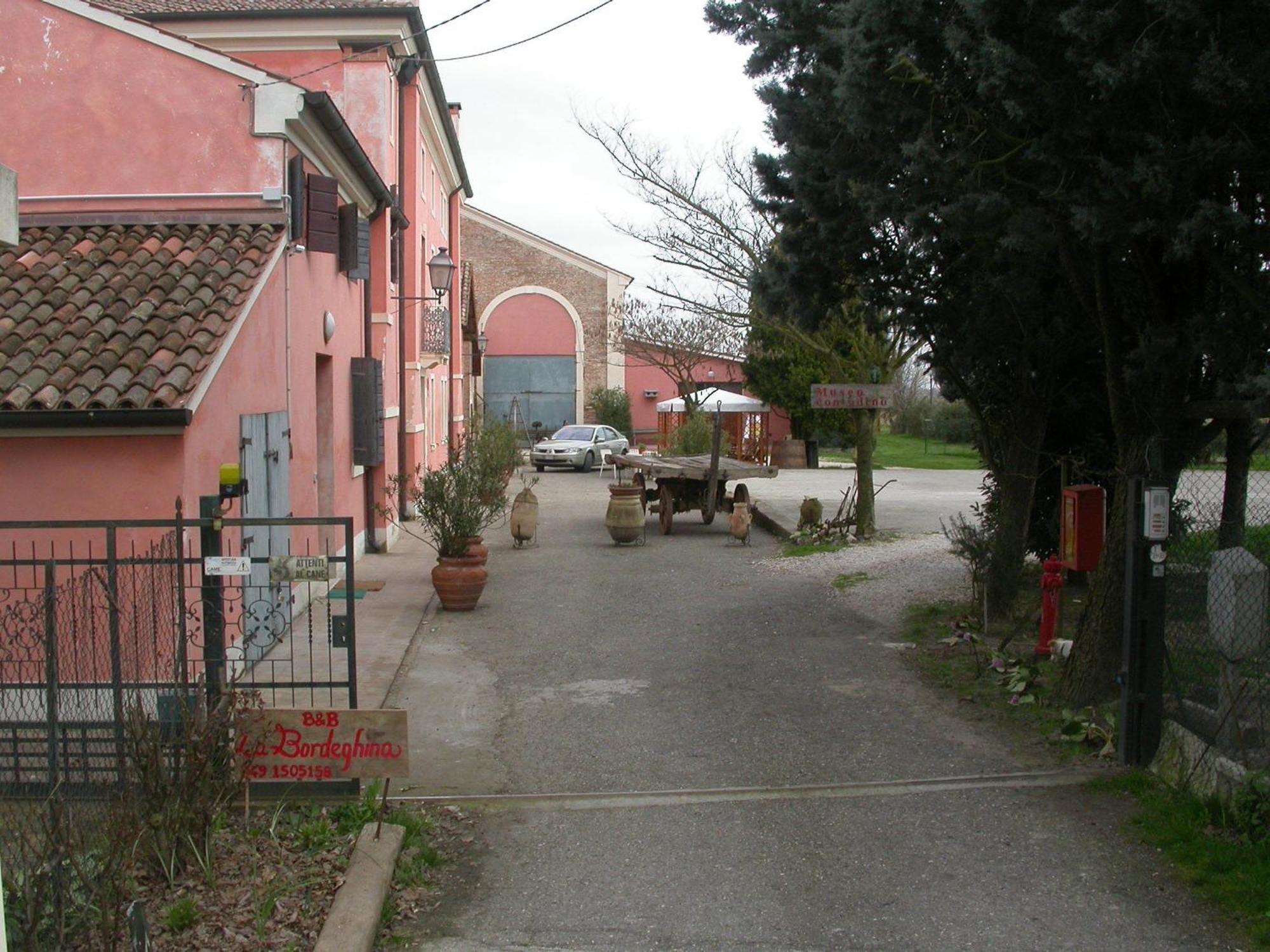 Bordeghina B&B In Farmhouse Pontecchio Polesine Bagian luar foto